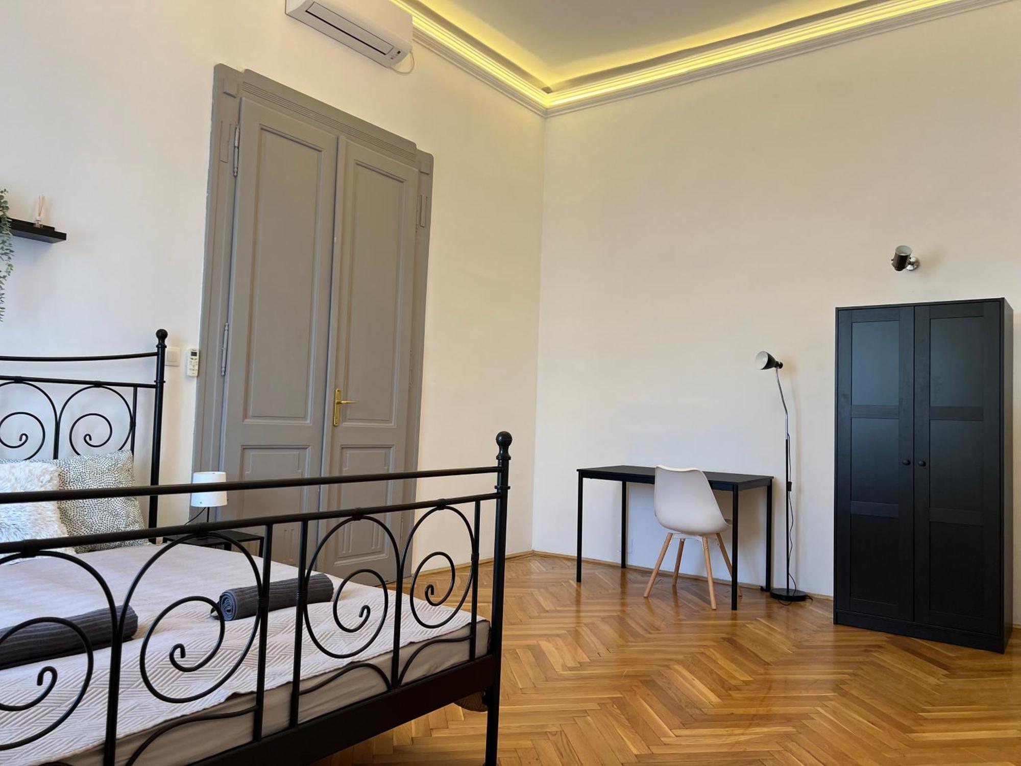 F14 Guesthouse Budapest Esterno foto